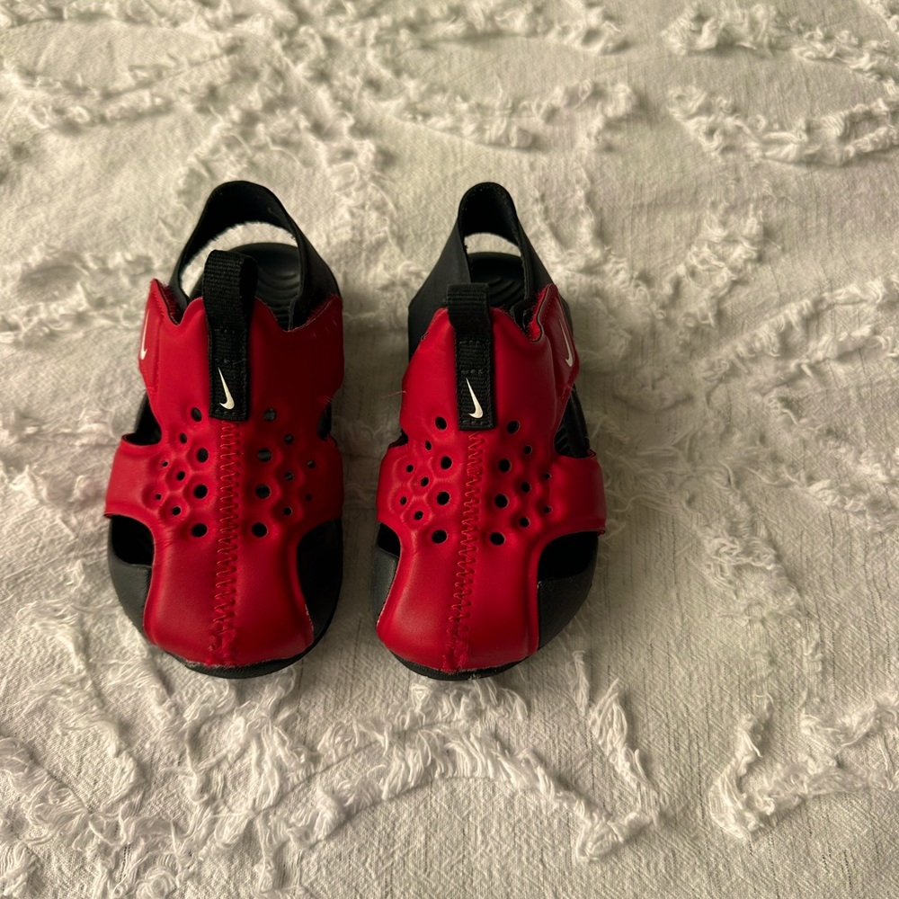 Nike Sandals - Picture 2 of 3